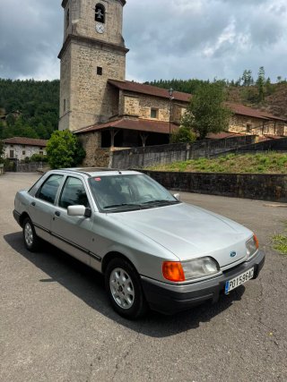 Ford Sierra 2.0i Ghia 1988