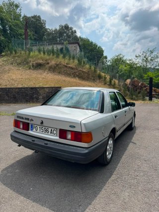 Ford Sierra 2.0i Ghia 1988