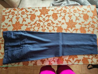 Traje de ceremonia gris con rayas