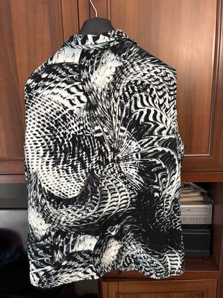 Gilet smanicato fantasia bianco nero
