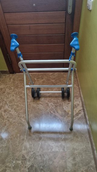 Andador aluminio plegable adulto