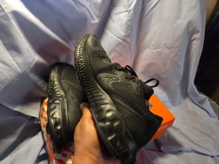 Zapatillas Nike Renew Run Negras