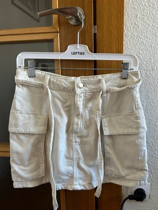 Falda corta beige
