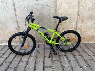 Bicicleta Rockrider ST 500 20 Infantil