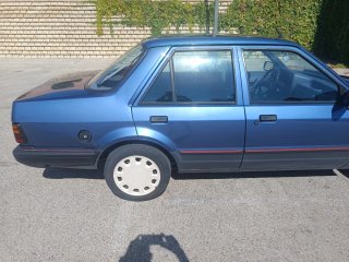 Ford Orión  1988