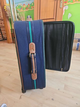 Maleta vintage resistente de buena calidad