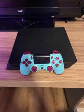PS4 Slim Negra Sony