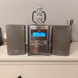 Minicadena JVC UX-557 MP3 5 CD