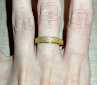 Anillo acero inoxidable dorado talla 6