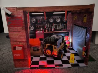 Diorama Taller 4x4 Land Rover Camel Trophy