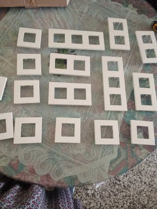 Marcos decorativos blancos