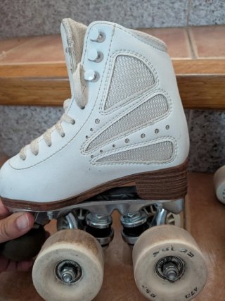 Patines blancos SOLOS talla 28