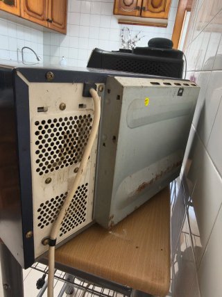 Microondas Sharp R-652 con grill