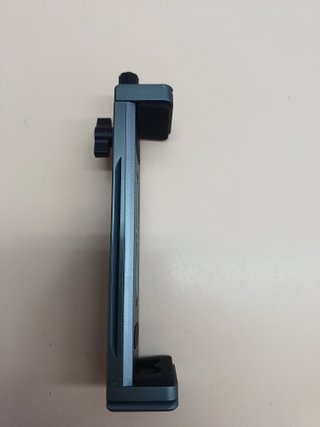 Adaptador montaje para trípode iPad Pro 12,9"/11" (6,5"–17,3")