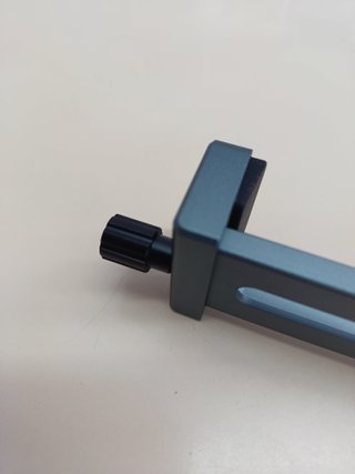 Adaptador montaje para trípode iPad Pro 12,9"/11" (6,5"–17,3")