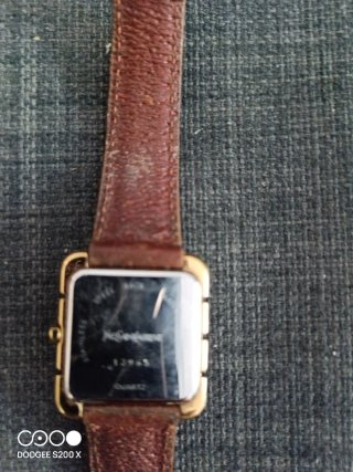 Orologio YSL dorato donna
