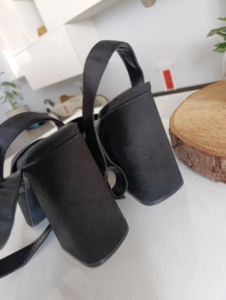 Sandalias Plataforma Bershka Negras