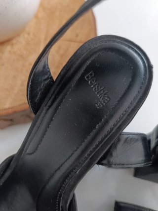 Sandalias Plataforma Bershka Negras