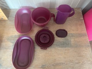 Lote Tupperware Morado y Blanco