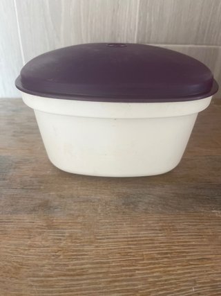 Lote Tupperware Morado y Blanco
