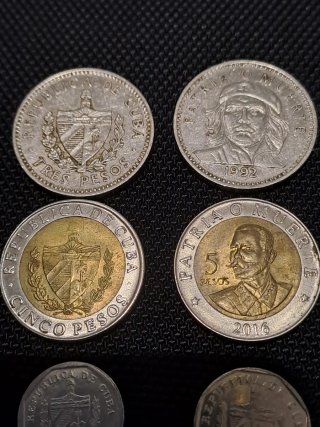 Lote 12 monedas cubanas