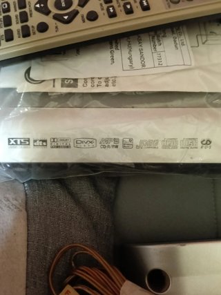 Reproductor DVD LG con altavoces