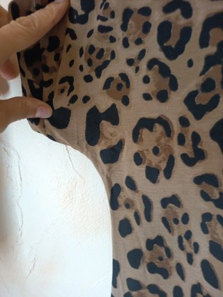 Vestido estampado leopardo y negro