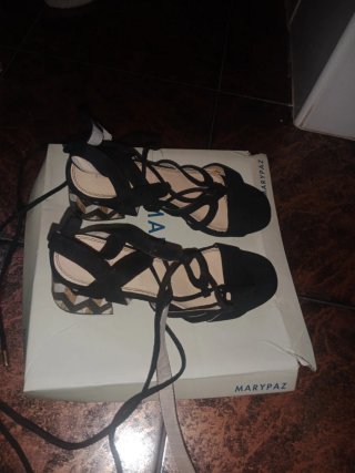 Sandalias Marypaz negras y multicolor