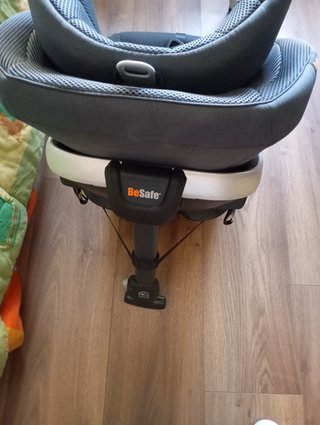 Silla de coche BeSafe gris