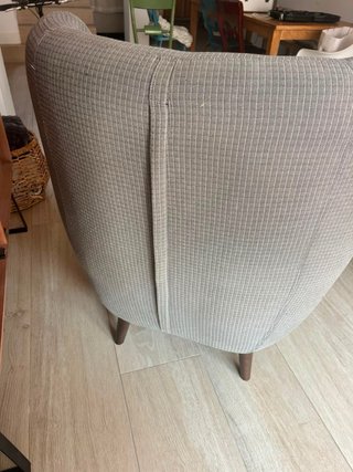 Sillón orejero moderno cuadros grises