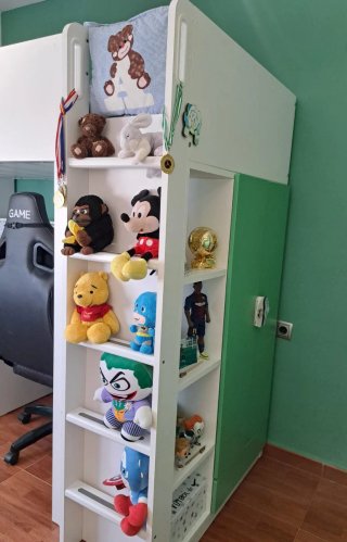 Litera Ikea Smastad Blanca y Verde