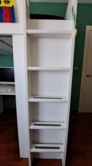 Litera Ikea Smastad Blanca y Verde