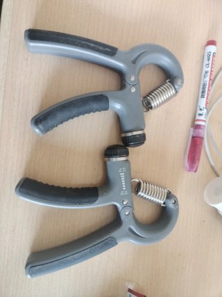 Empuñadura de mano ajustable