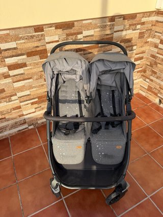 Carro gemelar Tuc Tuc gris estrellas