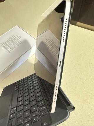 iPad Air 5ª Gen + Funda Teclado Original