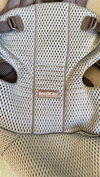 Mochila Portabebés BabyBjörn Move verde grisáceo