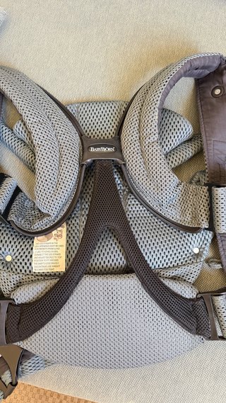 Mochila Portabebés BabyBjörn Move verde grisáceo