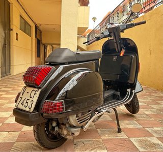 Vespa PX200 Iris