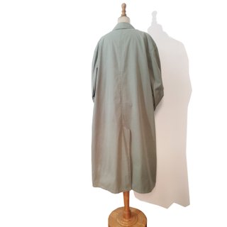 Boss Hugo Boss / Impermeable largo verde militar L