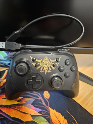 Mando Switch Edición Zelda Dorado