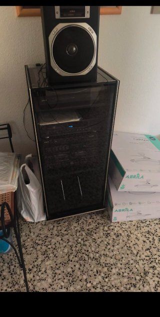 Mueble Tocadiscos Aiwa con Altavoces