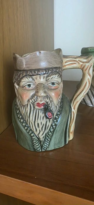Colección Jarras Antropomórficas