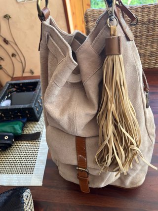 Bolso de piel ante beige y marrón