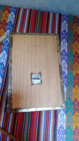 Conjunto de antigüedades: reloj, binoculares
