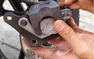 REPARACIÓN DE XMAX 300