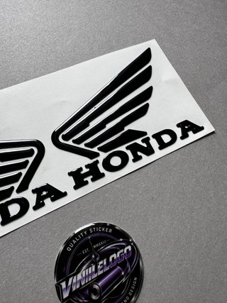 2 EMBLEMAS HONDA LOGO ALAS CARENADO DEPOSITO MOTO