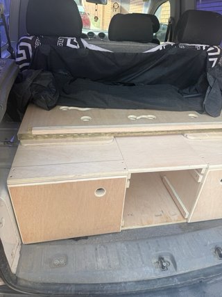 Mueble camper + colchón. Mueble 2m, colchón 190m