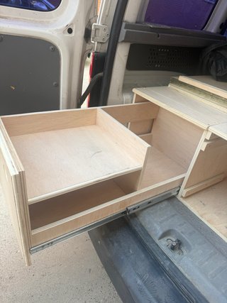 Mueble camper + colchón. Mueble 2m, colchón 190m