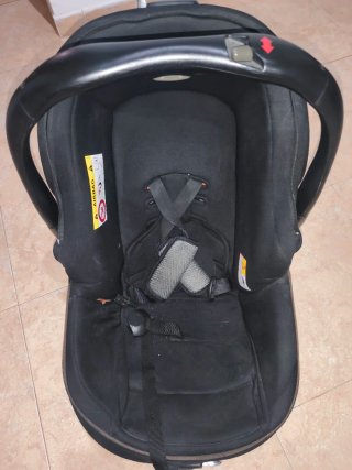 Silla de coche para bebé negra