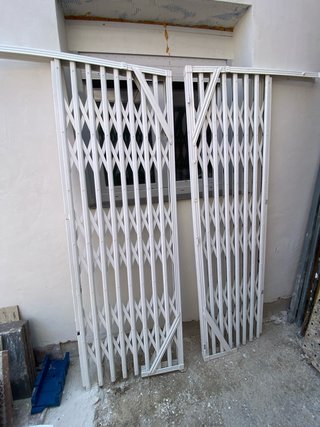 2 Rejas tijera extensibles blancas